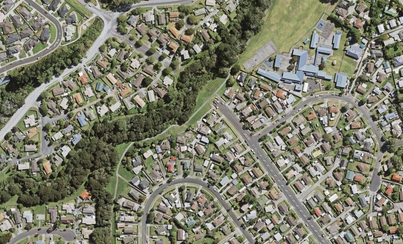232 Waitemata Drive, Ranui, Auckland - Carousel 1