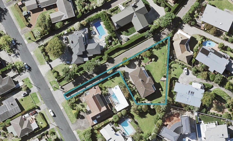 193 Bleakhouse Road, Mellons Bay, Auckland - Carousel 1