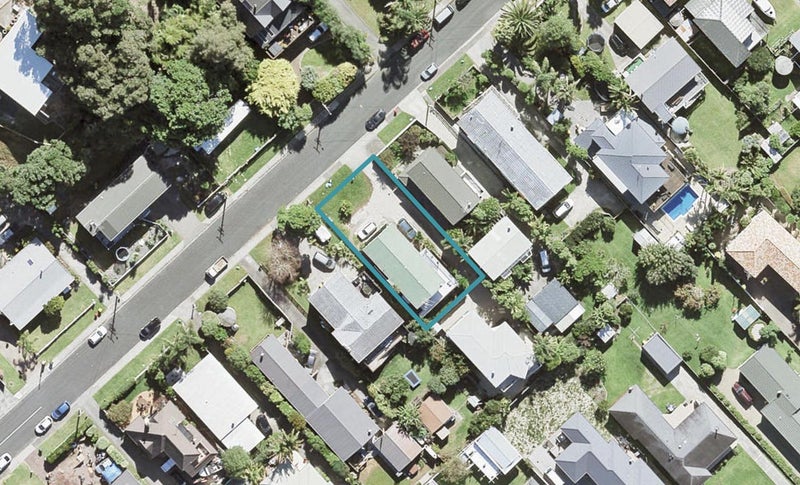 26 Mckenzie Avenue, Arkles Bay, Whangaparāoa - Carousel 1