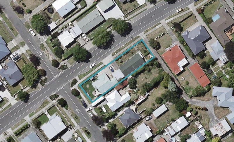 200 Mayfair Avenue, Mayfair, Hastings - Carousel 1