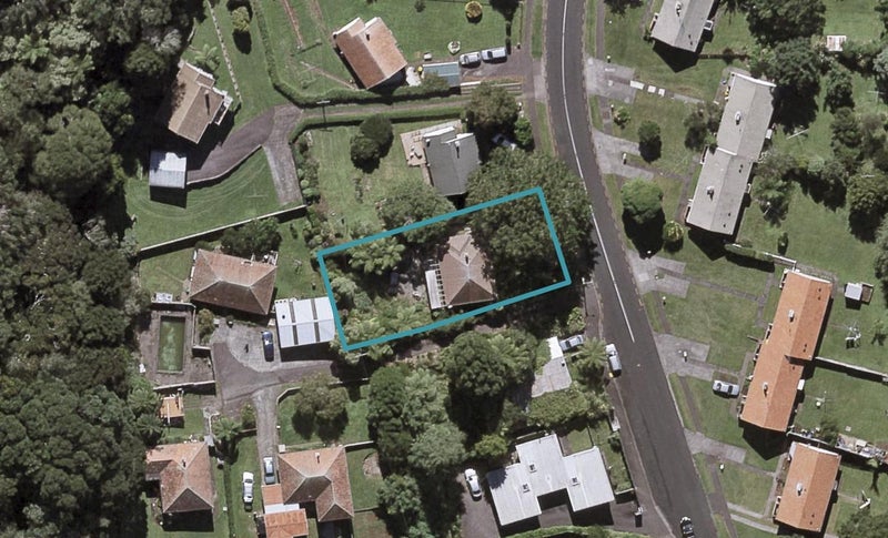 62 Glenpark Avenue, Frankleigh Park, New Plymouth - Carousel 1
