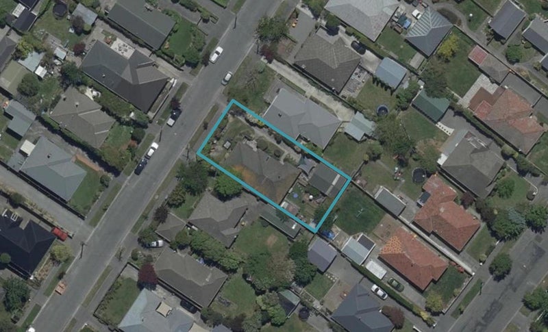 18 Torquay Place, Bryndwr, Christchurch - Carousel 1