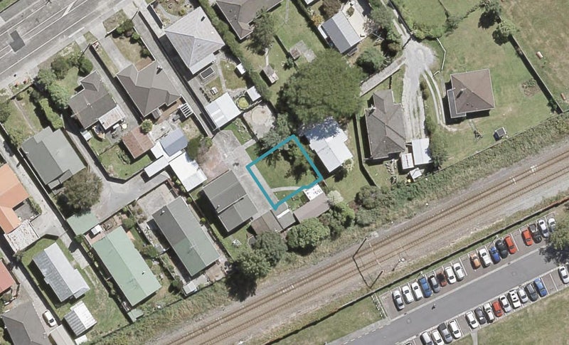42C PALMER CRESCENT, Silverstream, Upper Hutt - Carousel 1