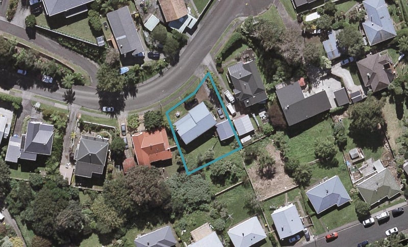 3 Sycamore Grove, Lower Vogeltown, New Plymouth - Carousel 1
