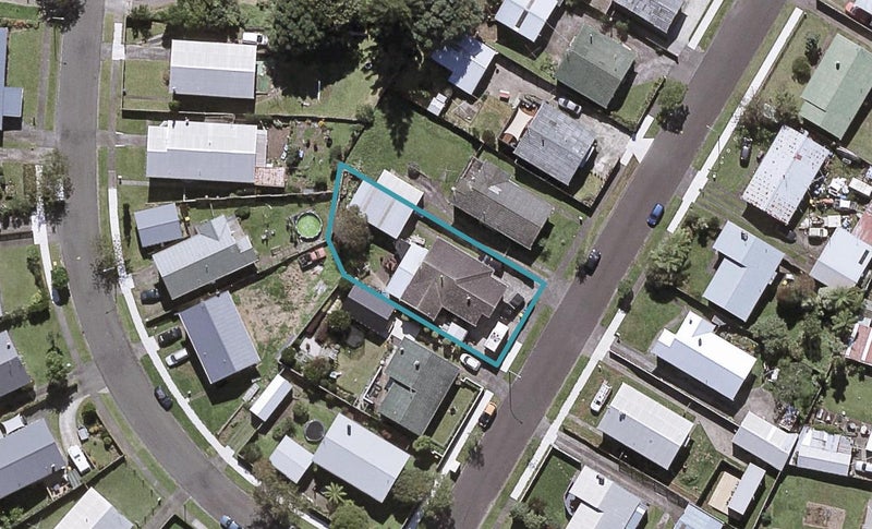 26 Grenville Street, Marfell, New Plymouth - Carousel 1
