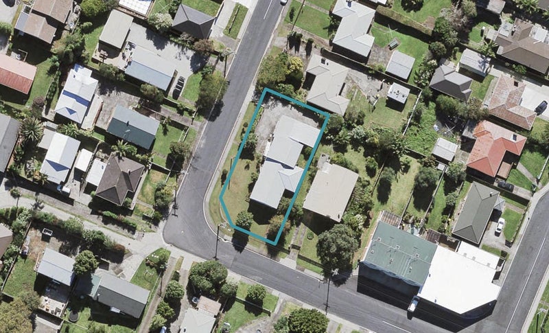 43 Brains Road, Kelston, Auckland - Carousel 1