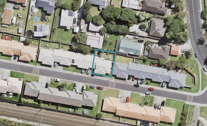 9 Carlas Way, Ranui, Auckland - Carousel 1