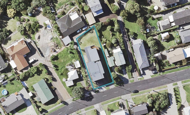 42 Craig Road, Maraetai, Auckland - Carousel 1