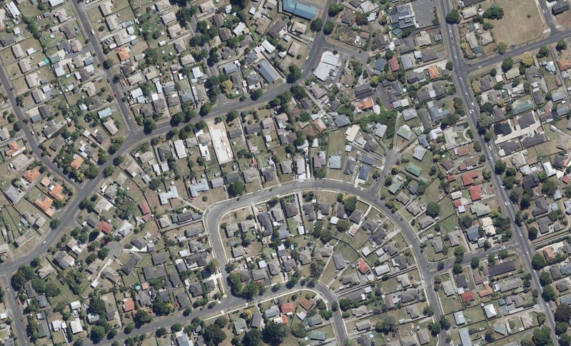 23 Yeats Crescent, Fairfield, Hamilton - Carousel 1