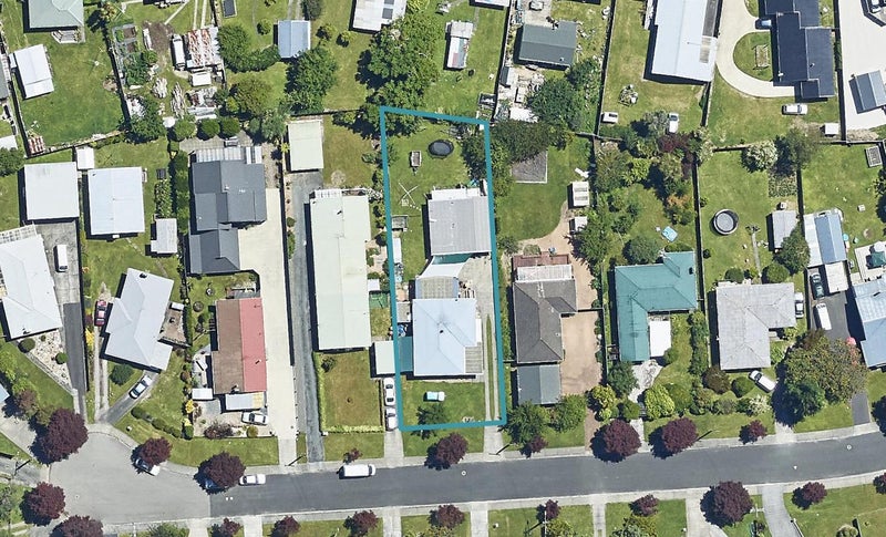 27 Rutland Street, Utuhina, Rotorua - Carousel 1