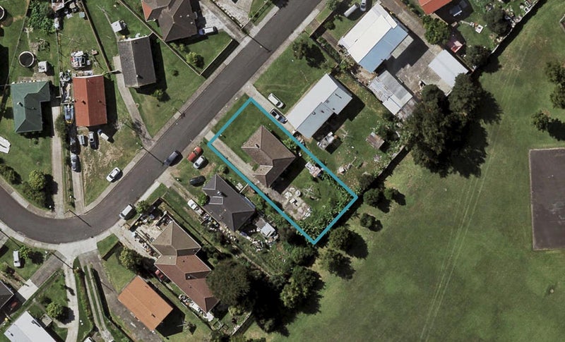 59 Cooper Crescent, Otara, Auckland - Carousel 1