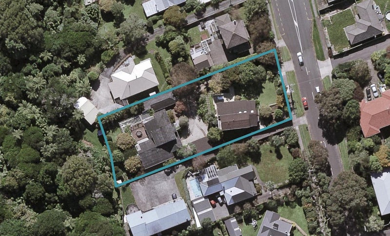 2/76 Govett Avenue, Frankleigh Park, New Plymouth - Carousel 1
