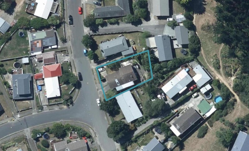 12 Apple Terrace, Ranui, Porirua - Carousel 1