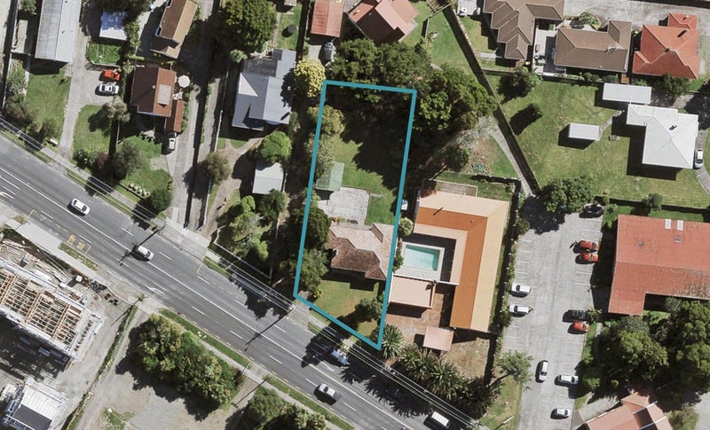 457/7 Swanson Road, Henderson, Auckland - Carousel 1