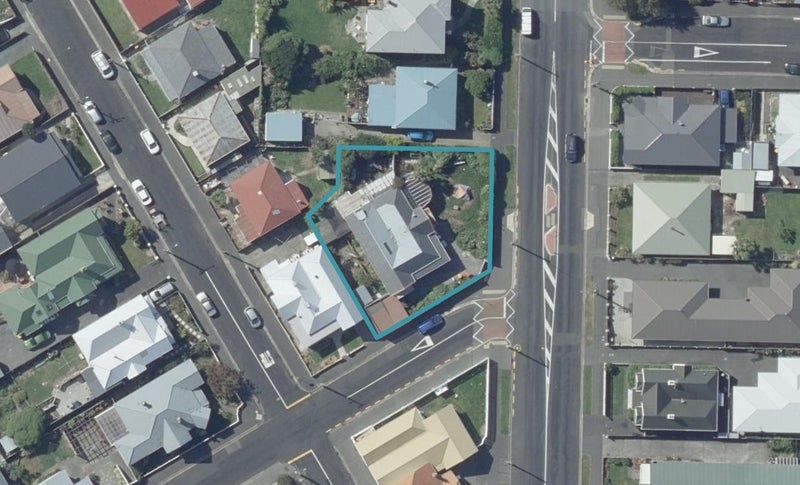 24 Queens Drive, Saint Kilda, Dunedin - Carousel 1