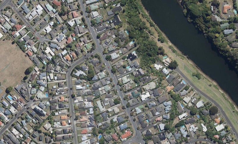 126 Beerescourt Road, Beerescourt, Hamilton - Carousel 1