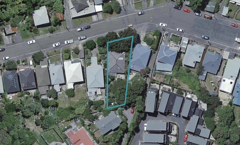 31 Ribble Street, Island Bay, Wellington - Carousel 1