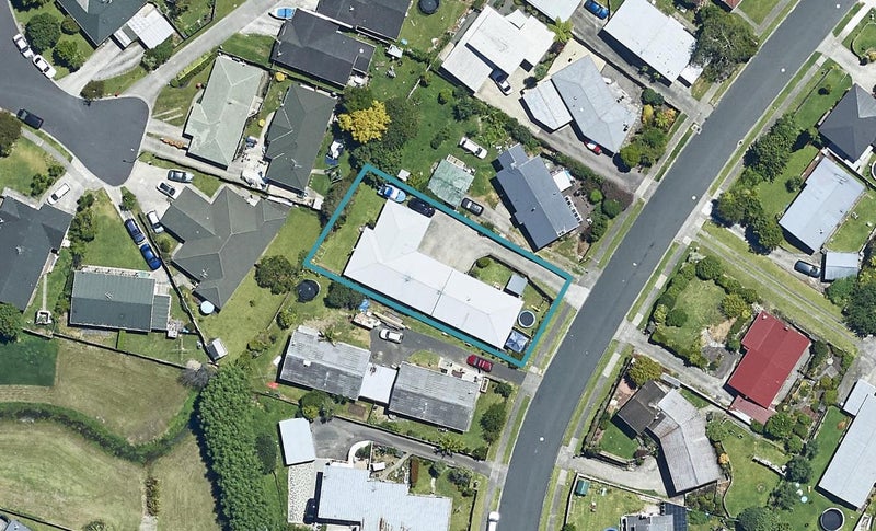 13B Jonathon Street, Brookfield, Tauranga - Carousel 1