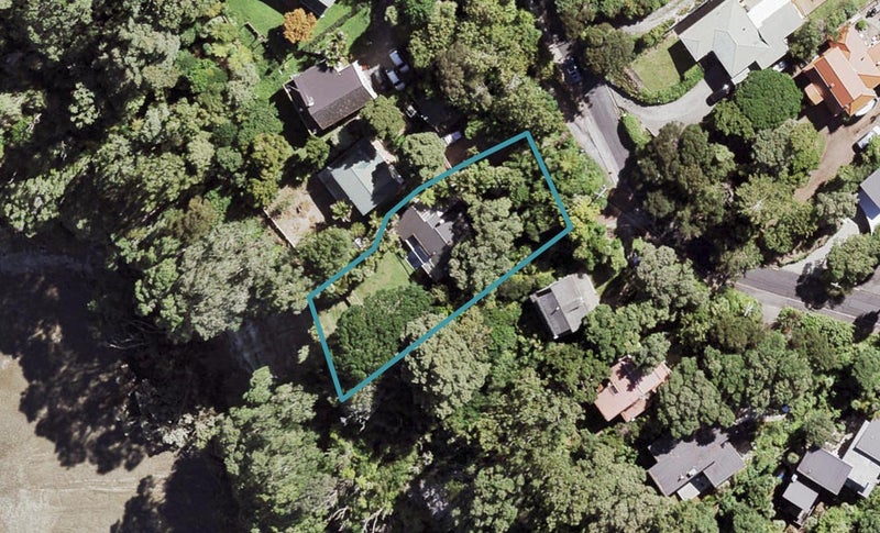 45 Arapito Road, Titirangi, Auckland - Carousel 1