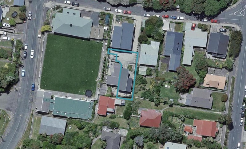 4/11 Vennell Street, Brooklyn, Wellington - Carousel 1