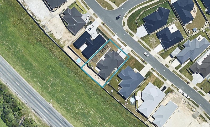 40 Puhirake Crescent, Pyes Pa, Tauranga - Carousel 1