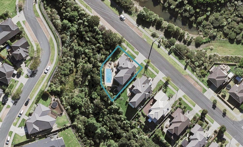 206 Kyle Road, Greenhithe, Auckland - Carousel 1