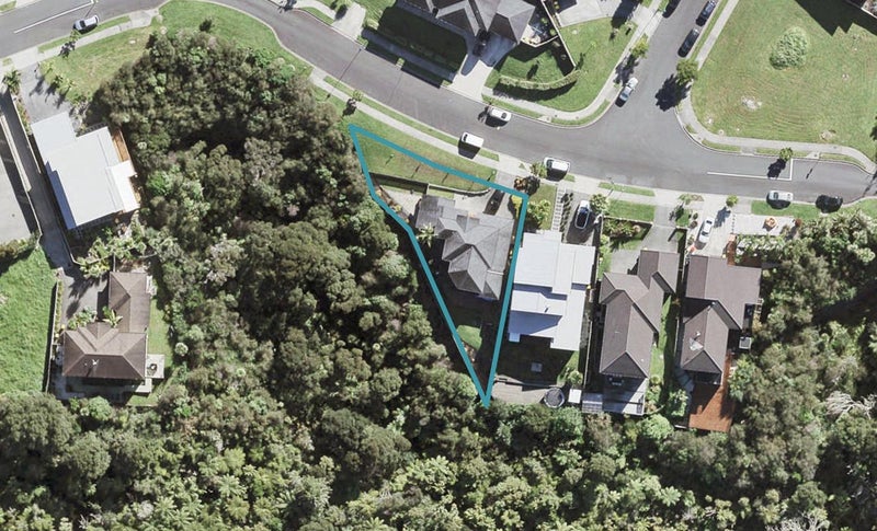 24 Borneo Drive, Fairview Heights, Auckland - Carousel 1