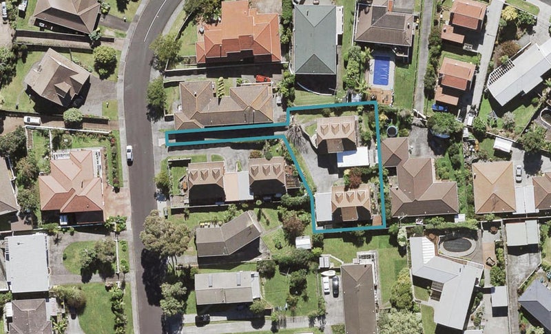 2/65 Manhattan Heights, Glendene, Auckland - Carousel 1