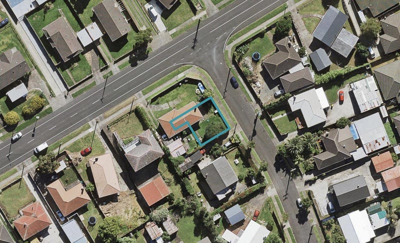 1B Burbridge Road, Favona, Auckland - Carousel 1