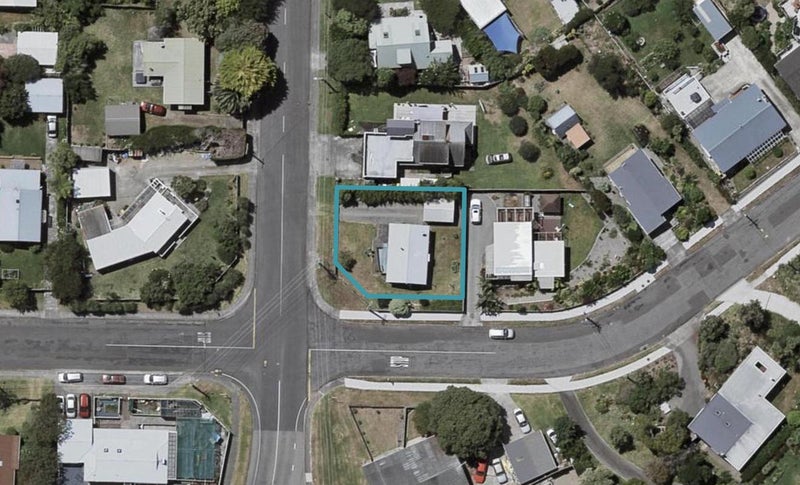 6 Weggery Drive, Waikanae Beach, Waikanae - Carousel 1