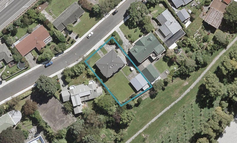 84 Owen Street, Belmont, Lower Hutt - Carousel 1