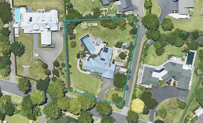16 River Oaks Drive, Tauriko, Tauranga - Carousel 1