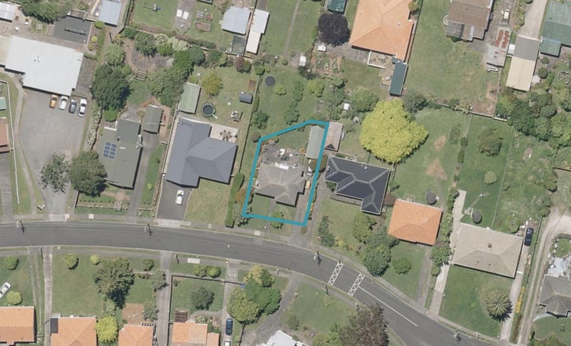 31 Maxwell Avenue, Durie Hill, Whanganui - Carousel 1
