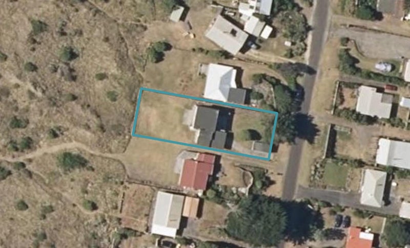 15 Kent Avenue, Waitārere Beach, Levin - Carousel 1