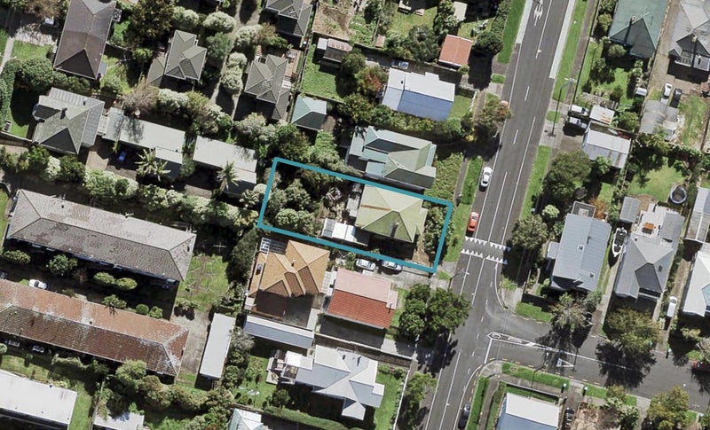5 Pine Street, Mount Eden, Auckland - Carousel 1