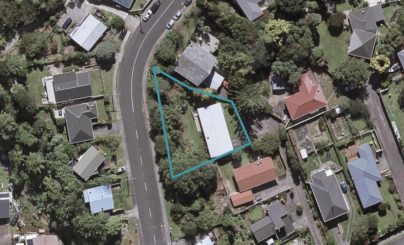 94C Brois Street, Frankleigh Park, New Plymouth - Carousel 1