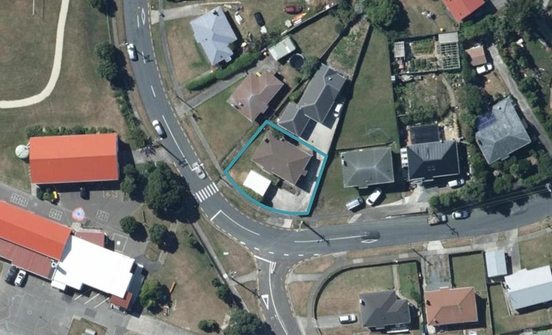 55 Piko Street, Titahi Bay, Porirua - Carousel 1