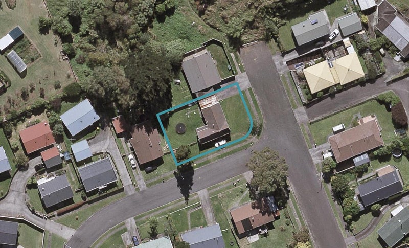 117 Riversdale Drive, Merrilands, New Plymouth - Carousel 1