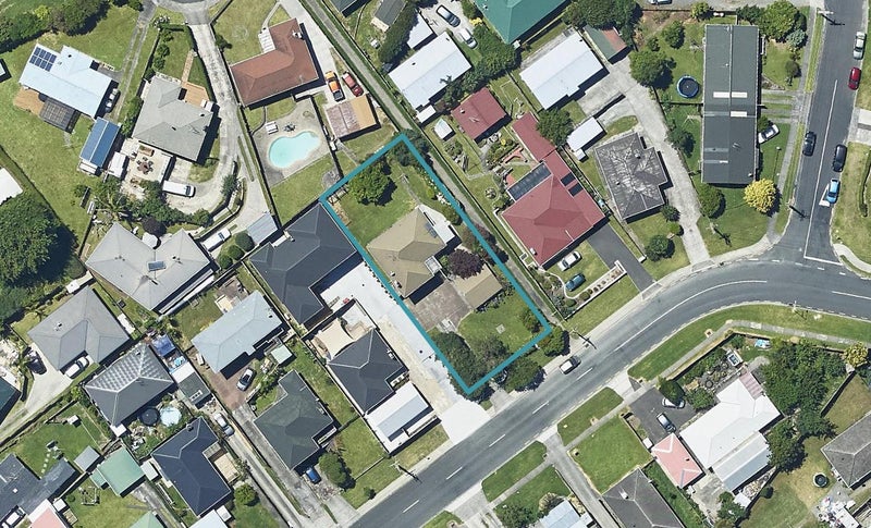 48 Cook Street, Gate Pa, Tauranga - Carousel 1