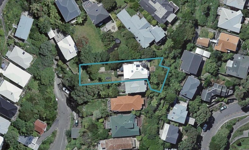14 Springfield Terrace, Kelburn, Wellington - Carousel 1