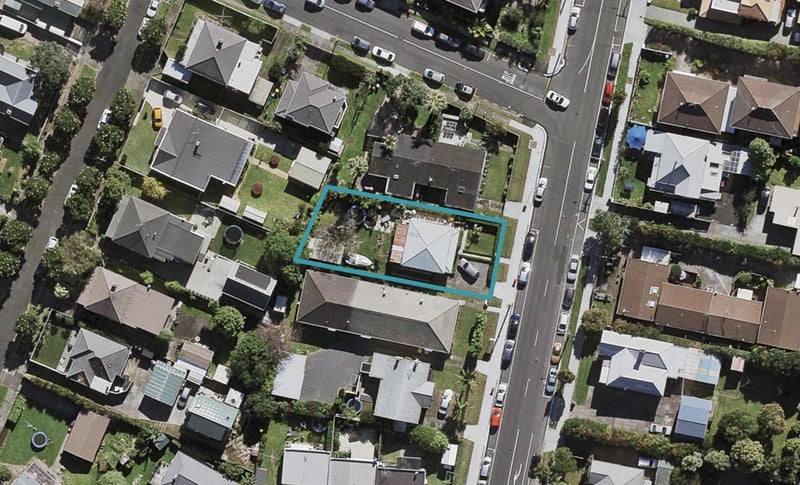 14 Robert Street, Ellerslie, Auckland - Carousel 1