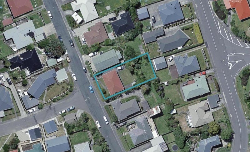 19 Barclay Street, Newlands, Wellington - Carousel 1