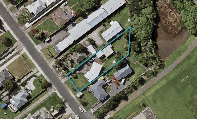 21 Brady Road, Otahuhu, Auckland - Carousel 1