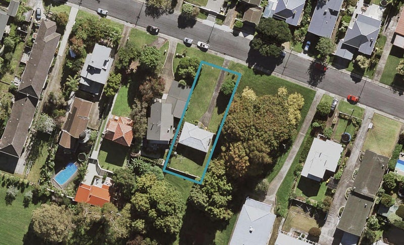 31 Belle Vue Avenue, Northcote Point, Auckland - Carousel 1