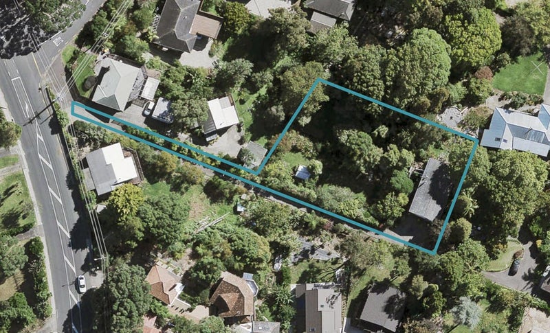 62 West Lynn Road, Titirangi, Auckland - Carousel 1