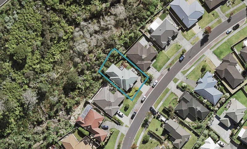 70 Bluebird Crescent, Unsworth Heights, Auckland - Carousel 1