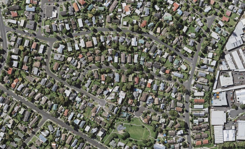 2/11 Lush Avenue, Saint Johns, Auckland - Carousel 1