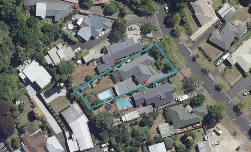 13 McNicol Street, Fairfield, Hamilton - Carousel 1
