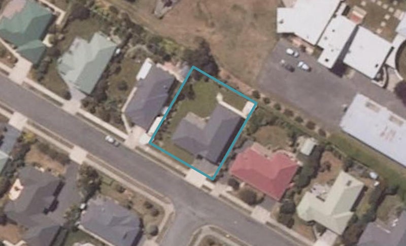 8 Hannah Place, Holmes Hill, Oamaru - Carousel 1