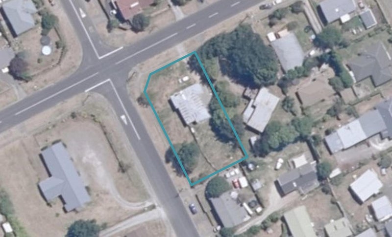 52 Hinemoa Avenue, Taupo - Carousel 1